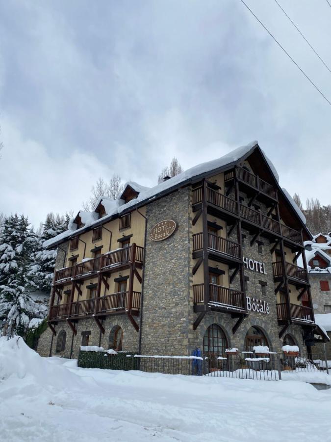 Hotel Bocale Sallent De Gallego Exterior photo