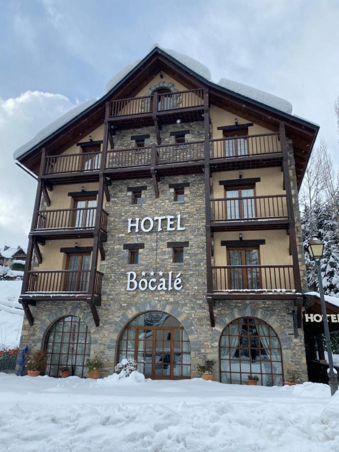 Hotel Bocale Sallent De Gallego Exterior photo